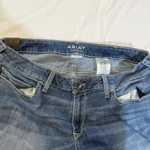 Ariat Women’s Denim Trousers — Blue Jeans size 33R - Picture 4 of 13